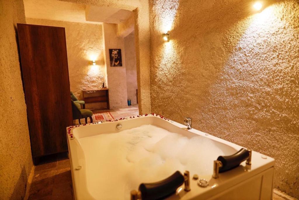 Hydros Cave Suit Üçhisar Ngoại thất bức ảnh